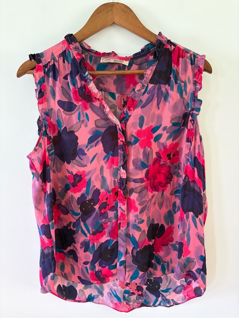Go Silk Washable Floral Ruffle Snap Front Lightweight Sleeveless Tank Top - Picture 8 of 12